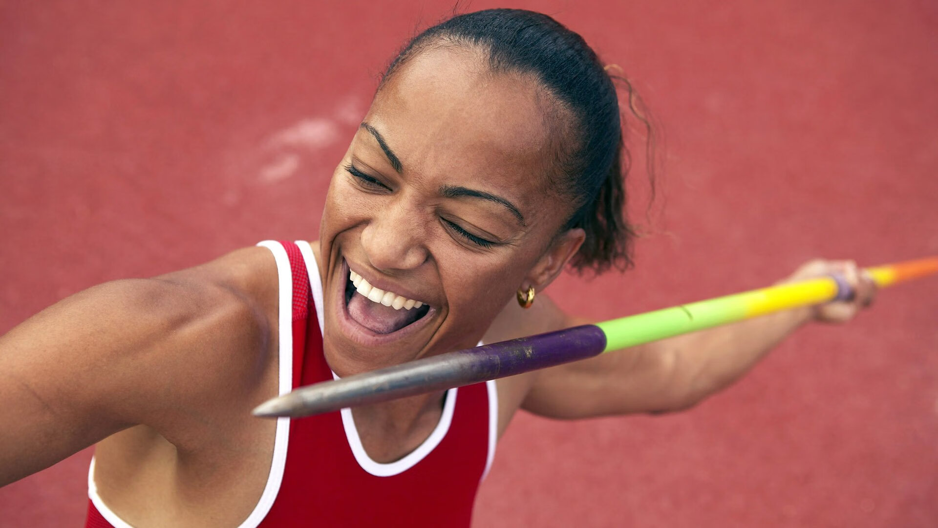 开云体育下载官网-比赛期间，运动员情绪管理成焦点，运动员比赛行为控制和情绪控制的主要特点和要求